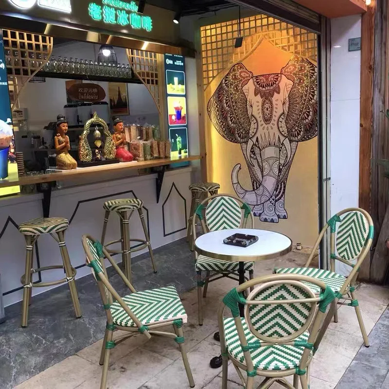 Stylish Aluminum Lounge Chair with Durable PE Rattan for Outdoor Garden Dining and Modern Bistro Terrace Use