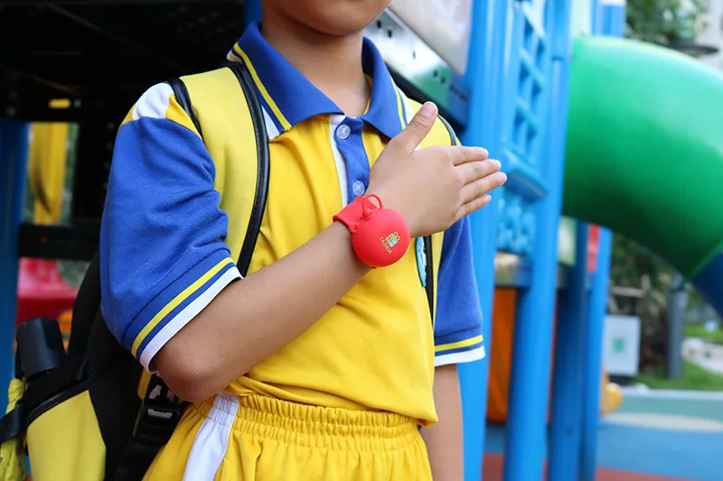 Portable Hand Wrist Sanitizer Bracelet Gel Hand Sanitizer Silicon Wristband Gel Dispenser Bracelet