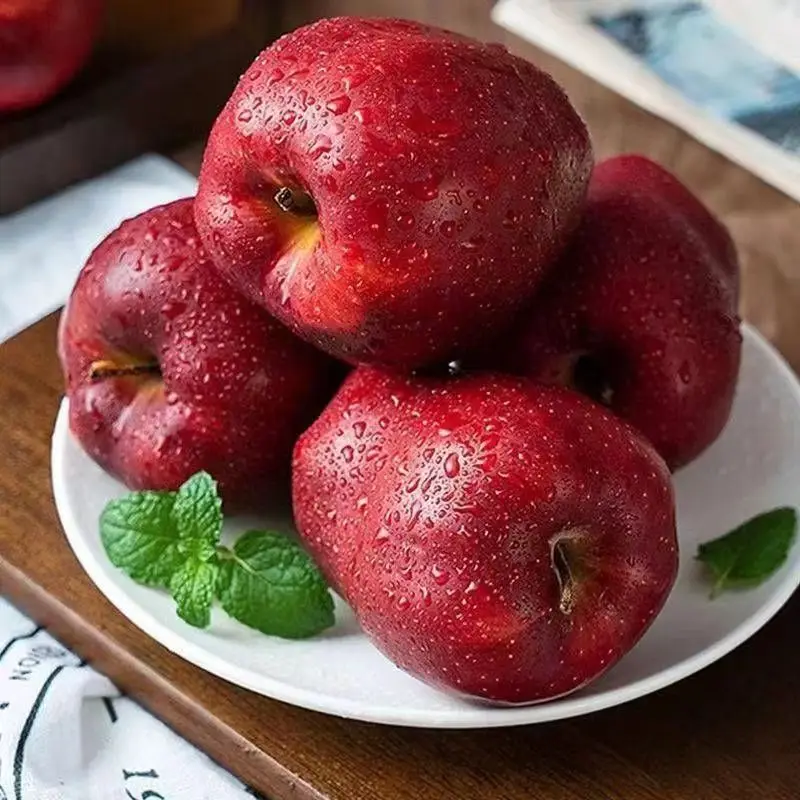 Натуральное высококачественное сладкое яблоко Fuji зеленое и красное свежее вкусное посаженное