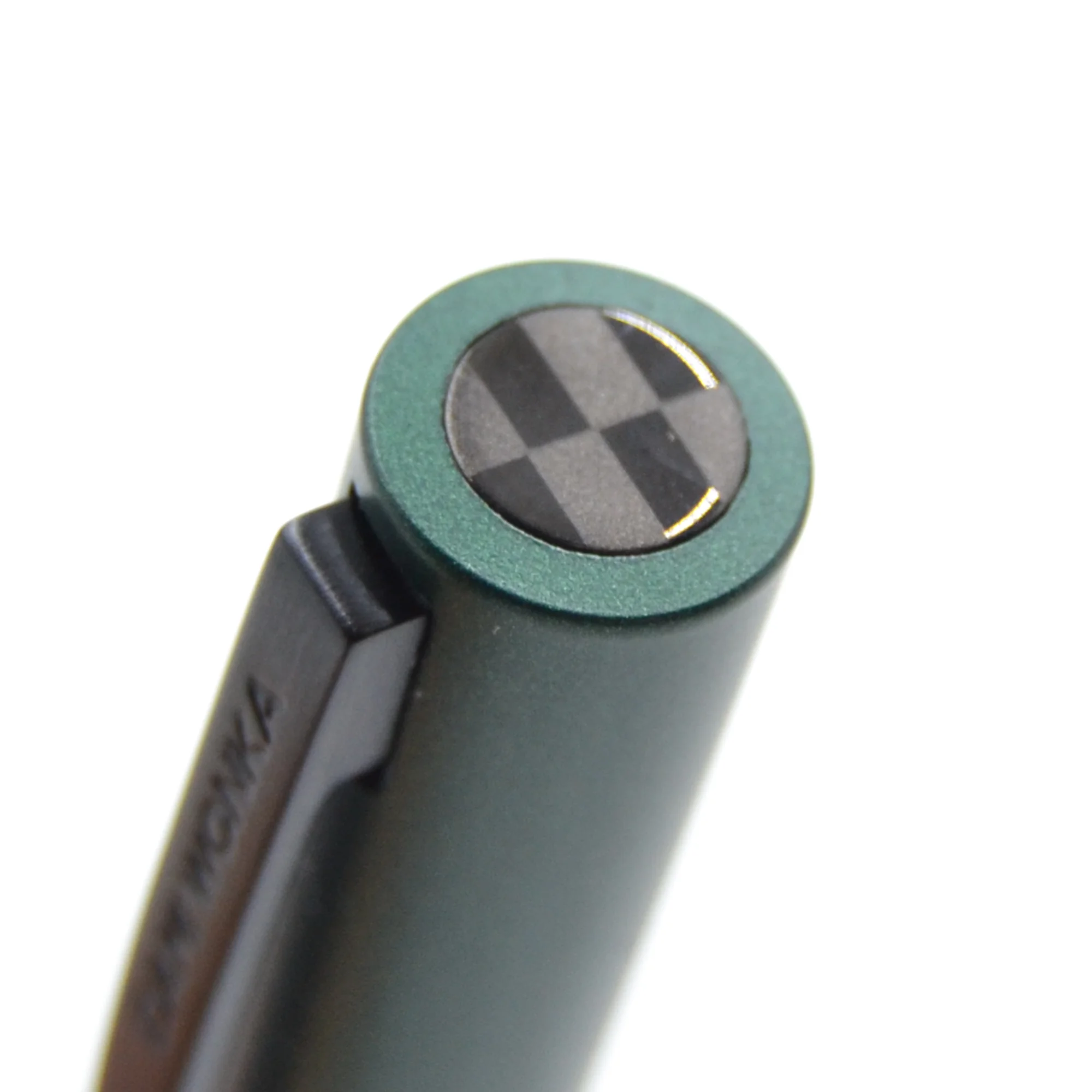 High-end Premium Fountain Pen with Matte Lacquering Green Color Gun-Metal Trim