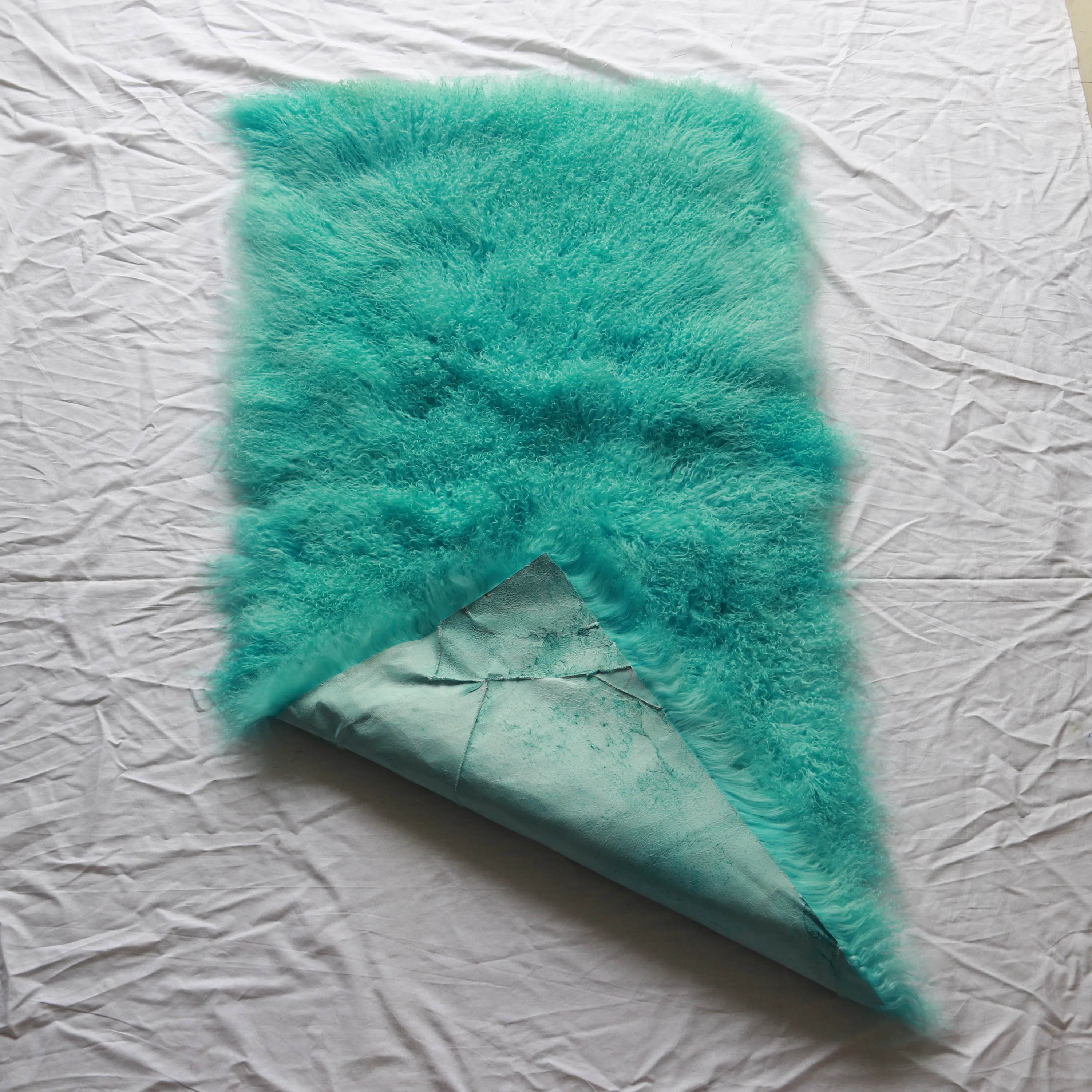 Curly sheep fur tibet leather plate Mongolian lamb fur throw rug