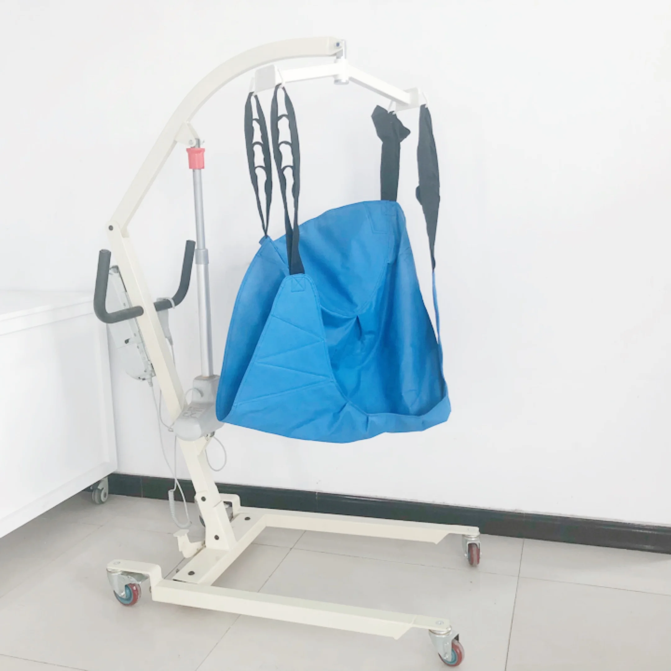 
Electric lift device hoist for disabled 