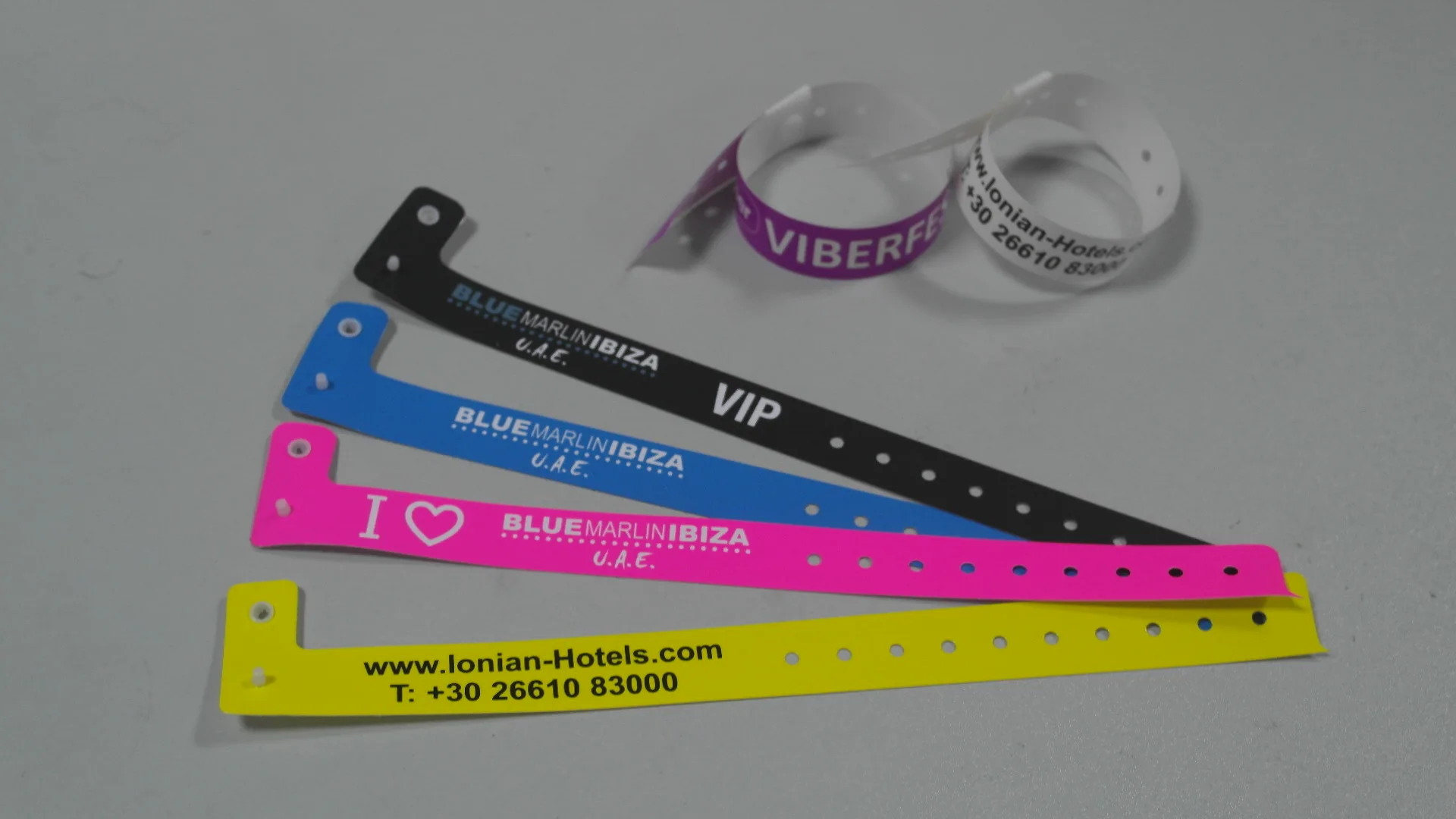 GJ-8070-20 wide promotion plastic wrist band