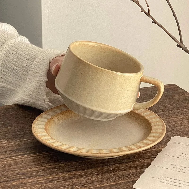 Elegant Ceramic Latte Art Cup Green Yellow Brown Branded Afternoon Tea Mug Vintage Coffee Mugs For Cafe