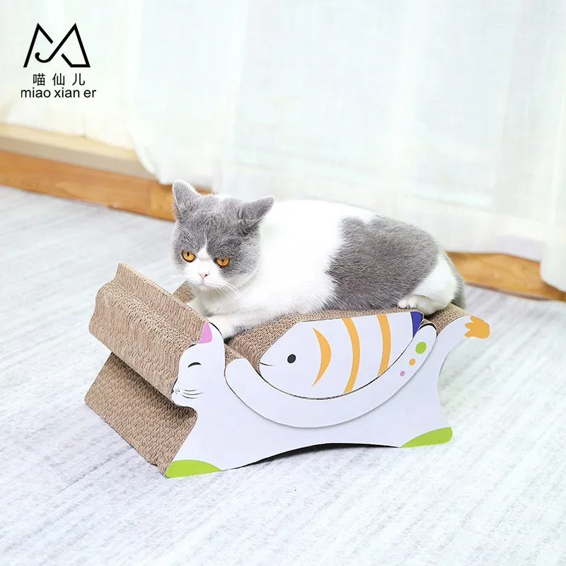 Eco-Friendly Feature corrugated paper material cat fish toy