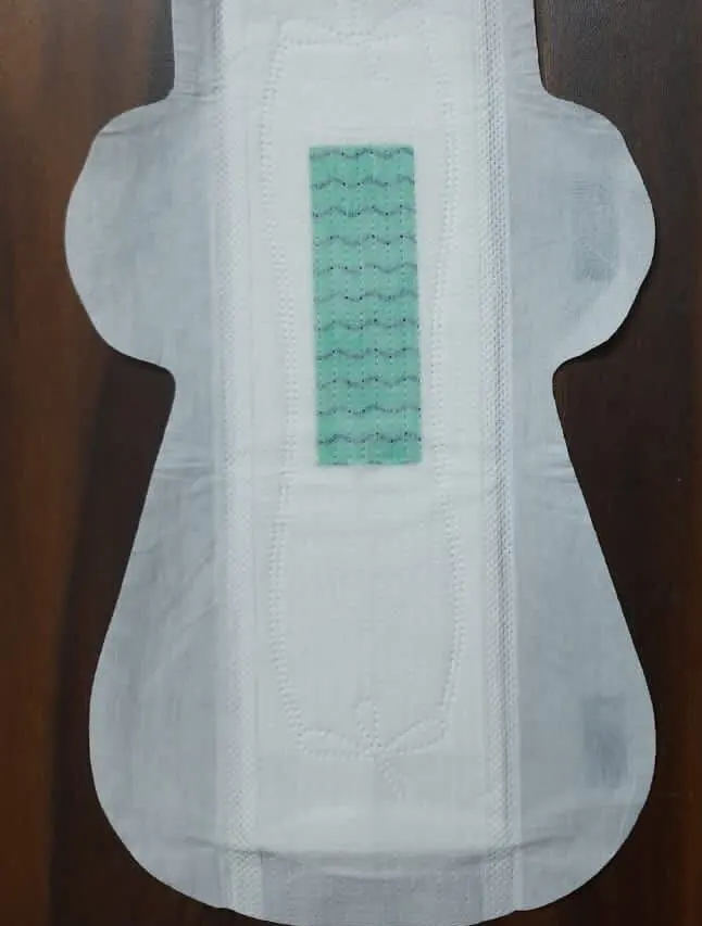 Anion Chip Raw Materials Sanitary Napkins Hot Selling Anion Chip for Ladies Pads Good Quality Green Color