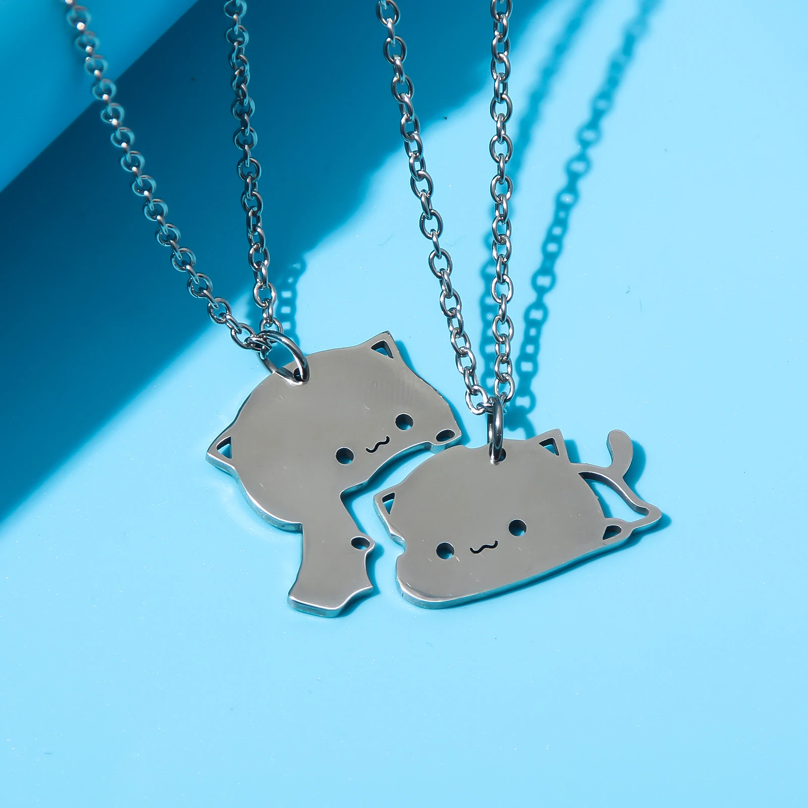 Couple Cuddle Girlfriends Cute Cartoon Men And Women Stainless Steel Pendants Gift Girls Patchwork Cat Couple Necklace