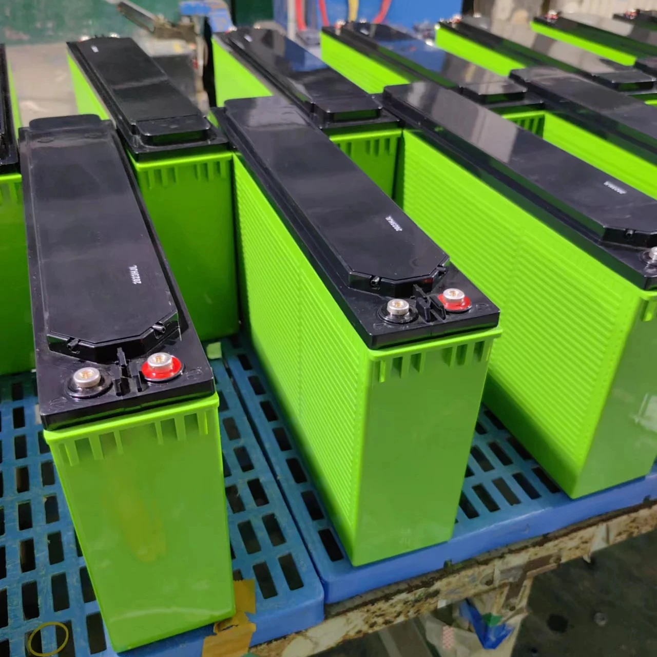 12 вольт батареи солнечных батарей 48v 200ah энергии гелевая