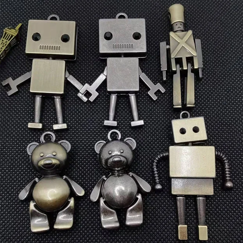 Men Children Key chain Accessories Alloy Retro Robot Pendant Ornament Accessories Bear Robot