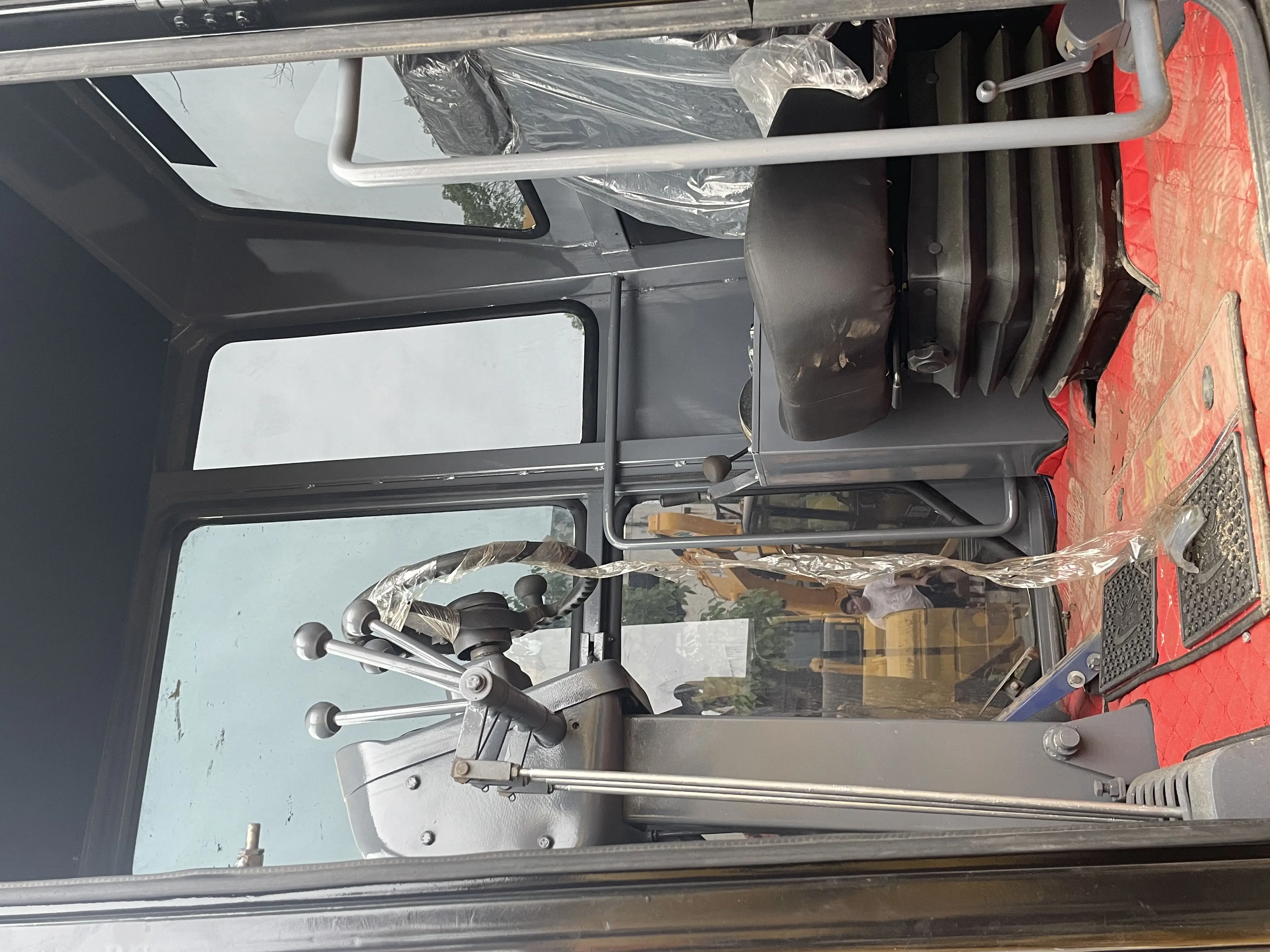 Spot Low Price Excellent Second-hand Original Grader Caterpillar Cat140h Low Working Hours, New Year Grader for Sale