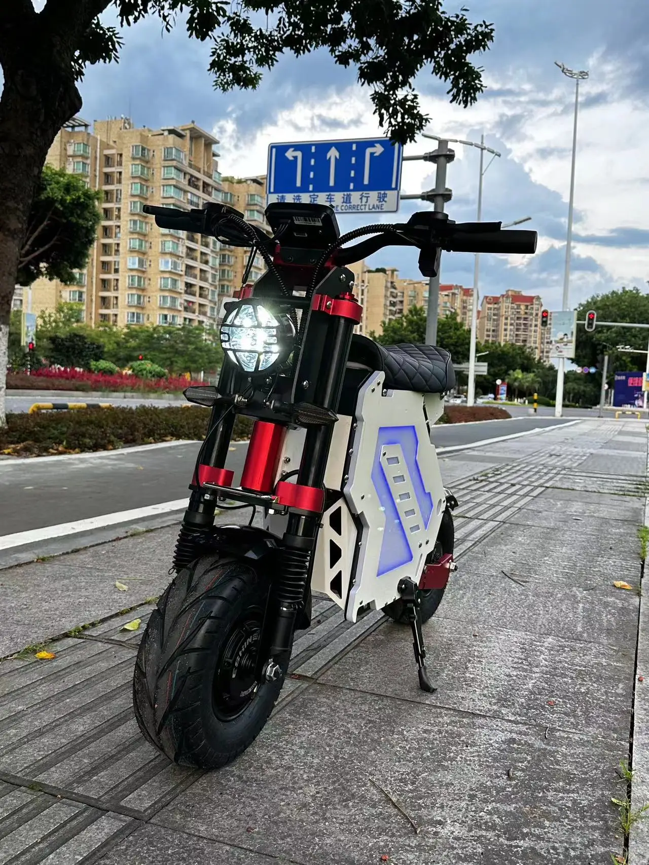 Водостойкий электрический скутер 72 В 15000 Вт 10000 60 7000 52 5000
