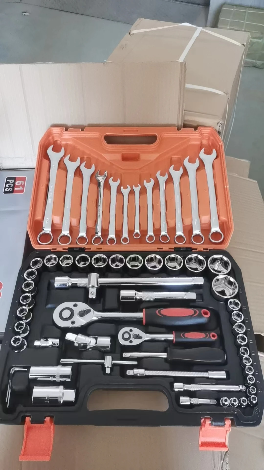 61PCS Car Repair Mechanic Tool Ratchet Torque Wrench Socket Combination Tools Set