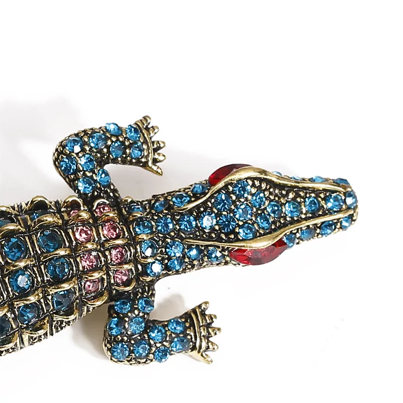 
Handsome Brooches Pin Men Crocodile Brooches Rhinestone As Western Suit Accessories 