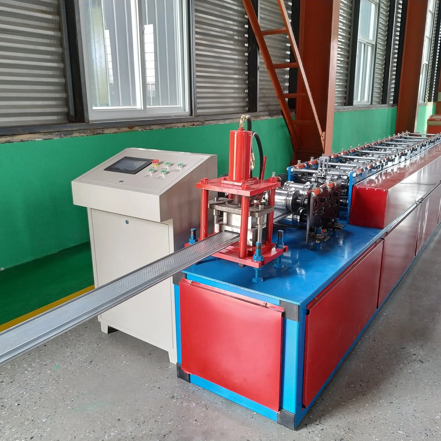 Rolling shutter door slats roll forming making machine