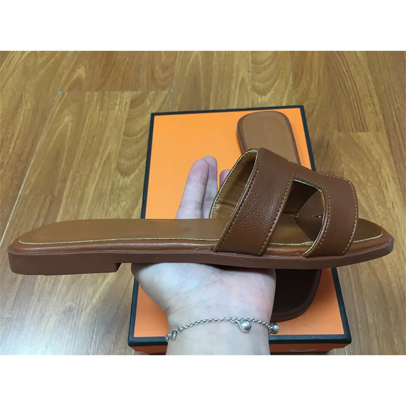 2025 High Quality Women Flat Slippers Female Fashion Babouches Leather Sandals Slippers Outdoor Ladies Slides Slippers