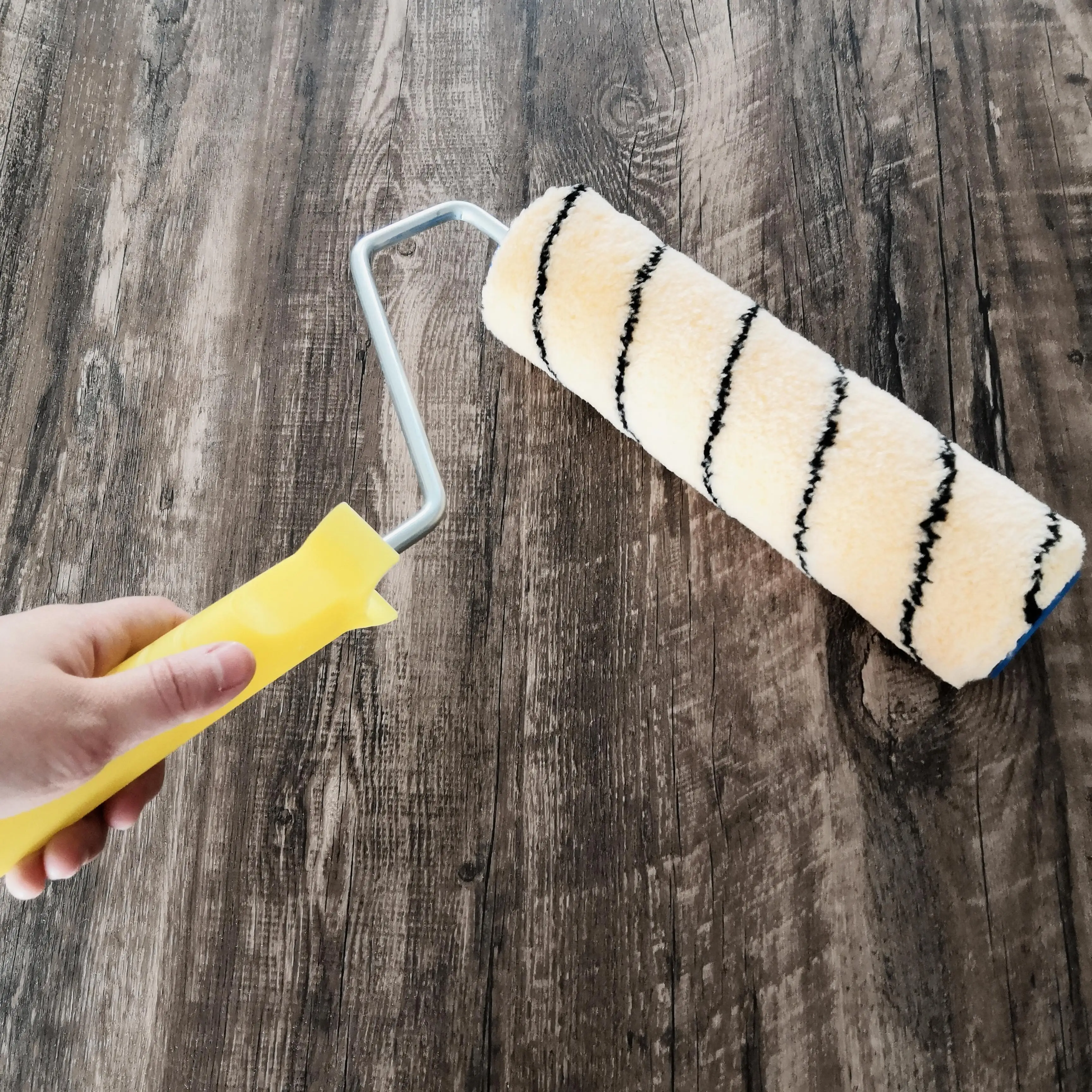 High Quality 12mm18mm paint tools 9inch Acrylic fiber or chemical fiber or Microfiber European style stripe paint roller cover