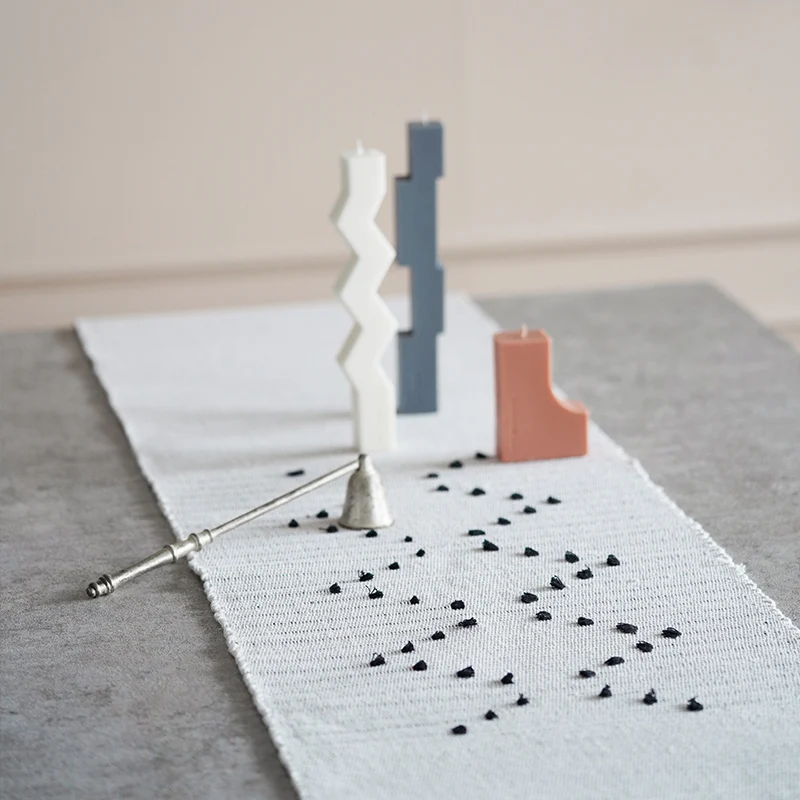 
Nordic style Moroccan black-and-white fringed tablecloth factory cheap customizable black-and-white series table runner 