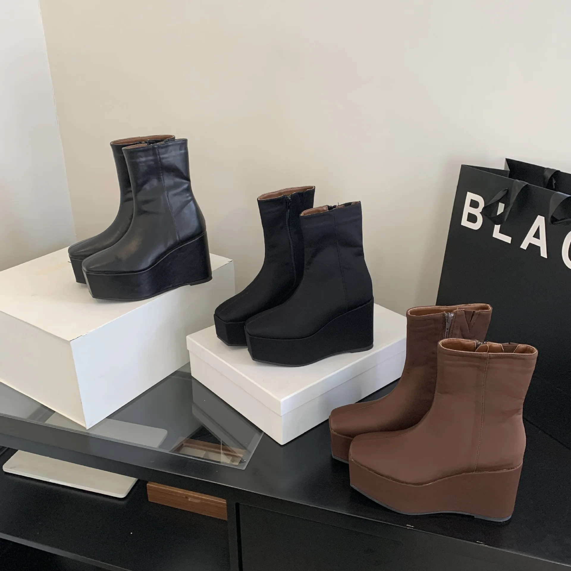 Dropshipping Custom Logo Wedges Heels Chunky Platform Ankle Boots Women Comfortable Fall New Short Chelsea Boots