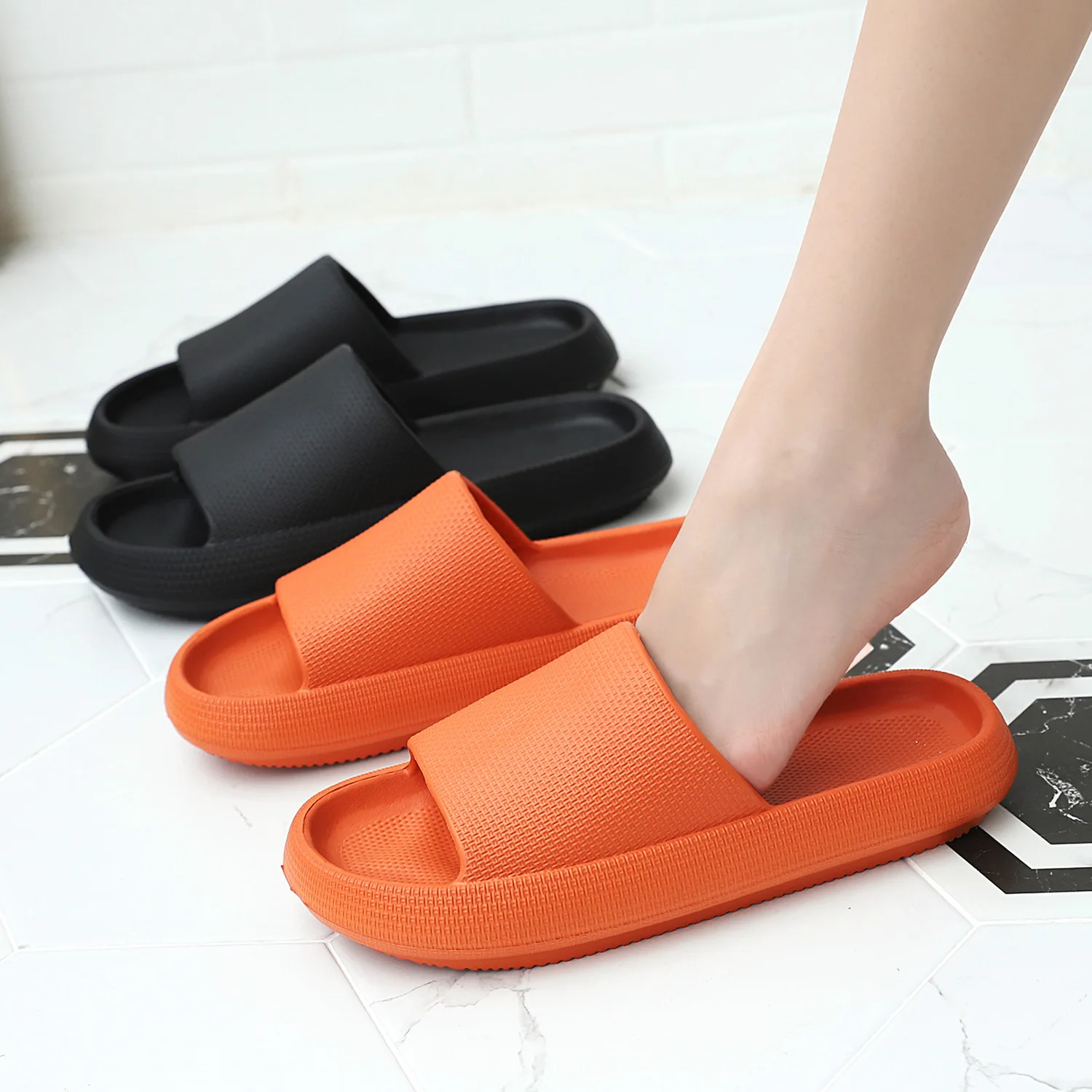 Manufacturer Cheap Summer Eva Slippers Ladies Thick Bottom Indoor Bathroom Men House Hotel Cloud Slides Slippers