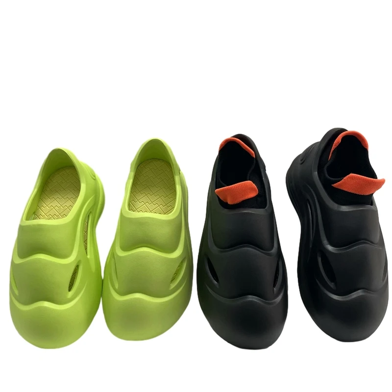 Wholesale EVA slippers for men casual slip on mens sandals beach summer clogs shoes with socks for Women