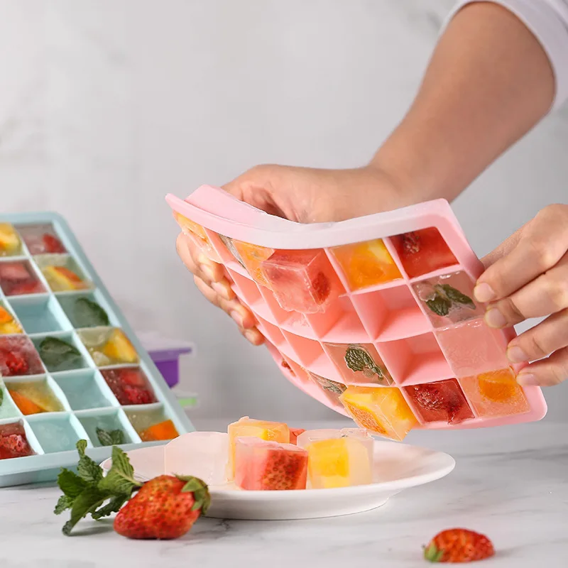 Customized New Popular Reusable 24 Grid Easy-release Flexible Silicone Ice Cube Mold Trays