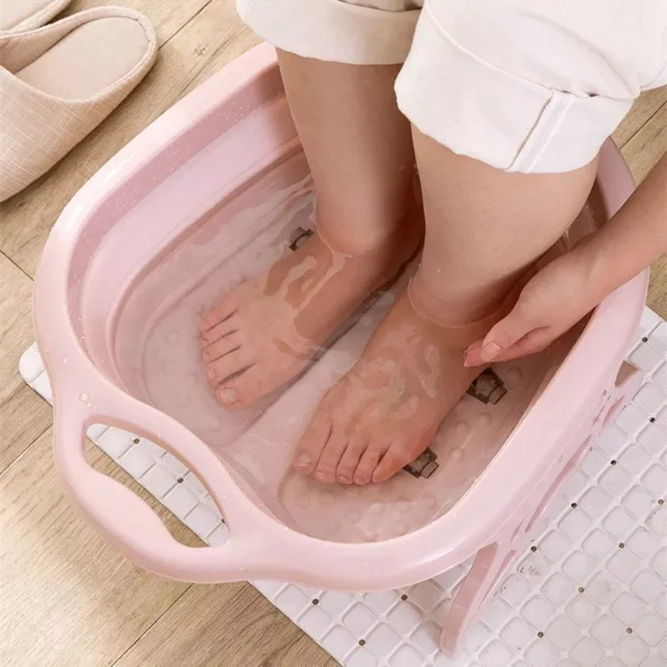 Winter Hot Selling Plastic Folding Foot Bath Bucket Foot Spa Basin With 4 Rollers
