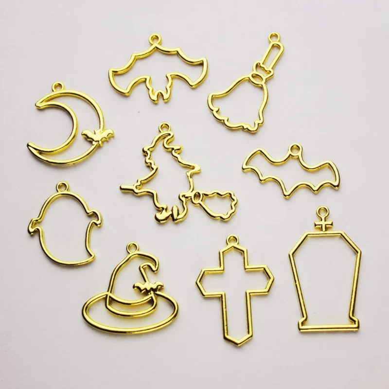 UV Crystal Resin Metal Frame Halloween Bat Demon Hollowed-out Metal Frame