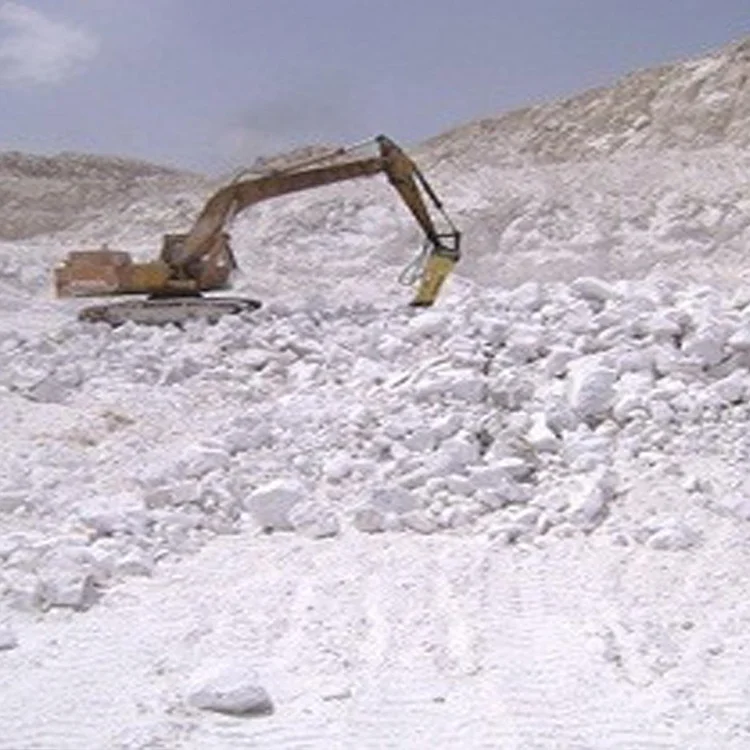 Unprocessed Gypsum Powder Used In Different Industrial Manufacturing