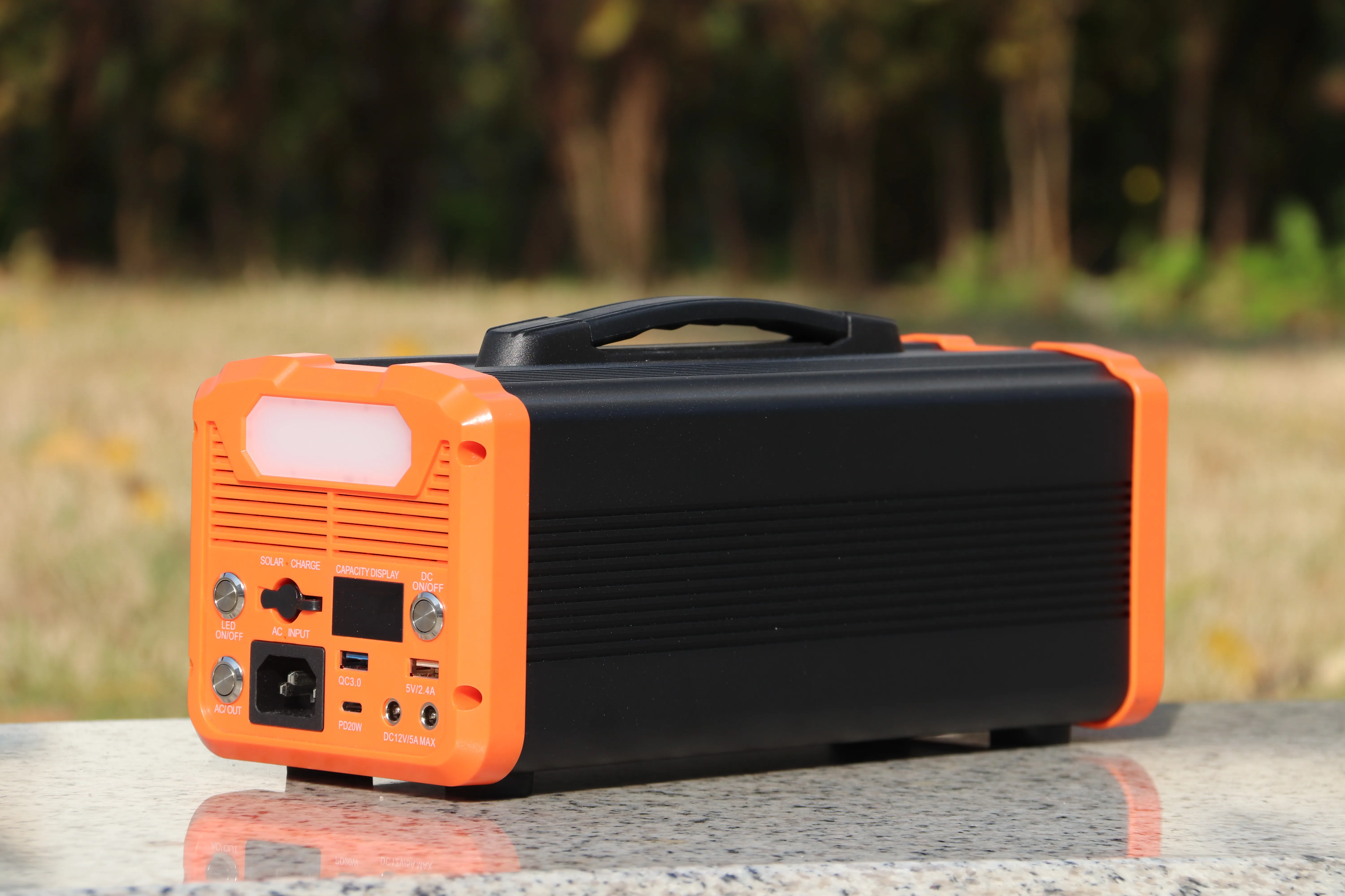 300W Solar Strong Invert Charging Power System Backup Portable Power Station For Outdoor Activities