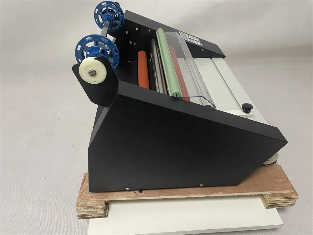 New Arrive Industrial Paper Small Laminating Machine A3 Size