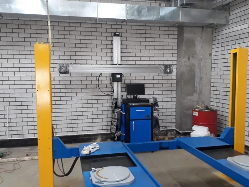 
4 Tire Alignment Vehicle Wheel Aligner for Car Workshop 