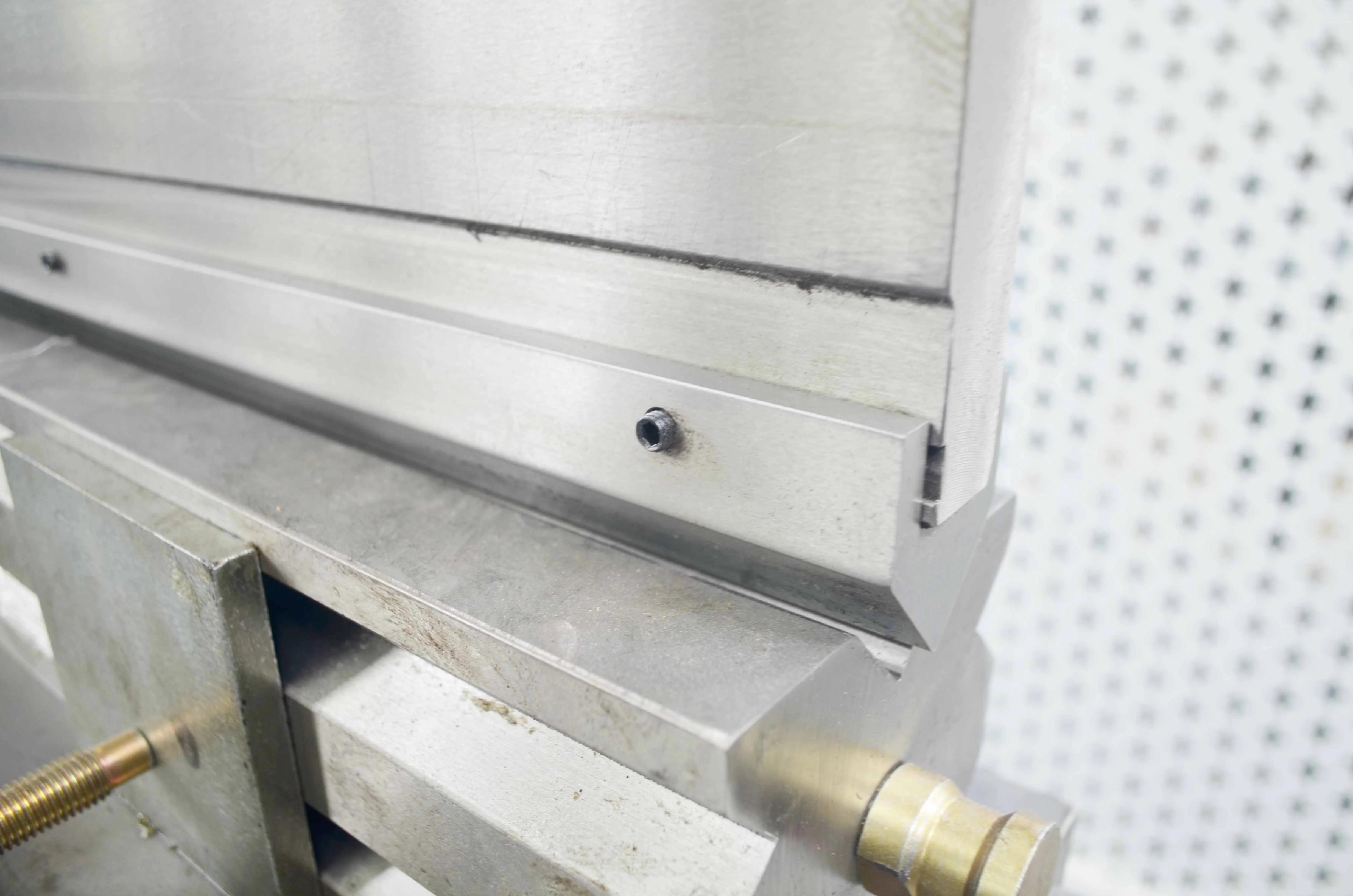 
1000T big torsional axis synchronous hydraulic cnc tandem press brake for traffic lights pole making 