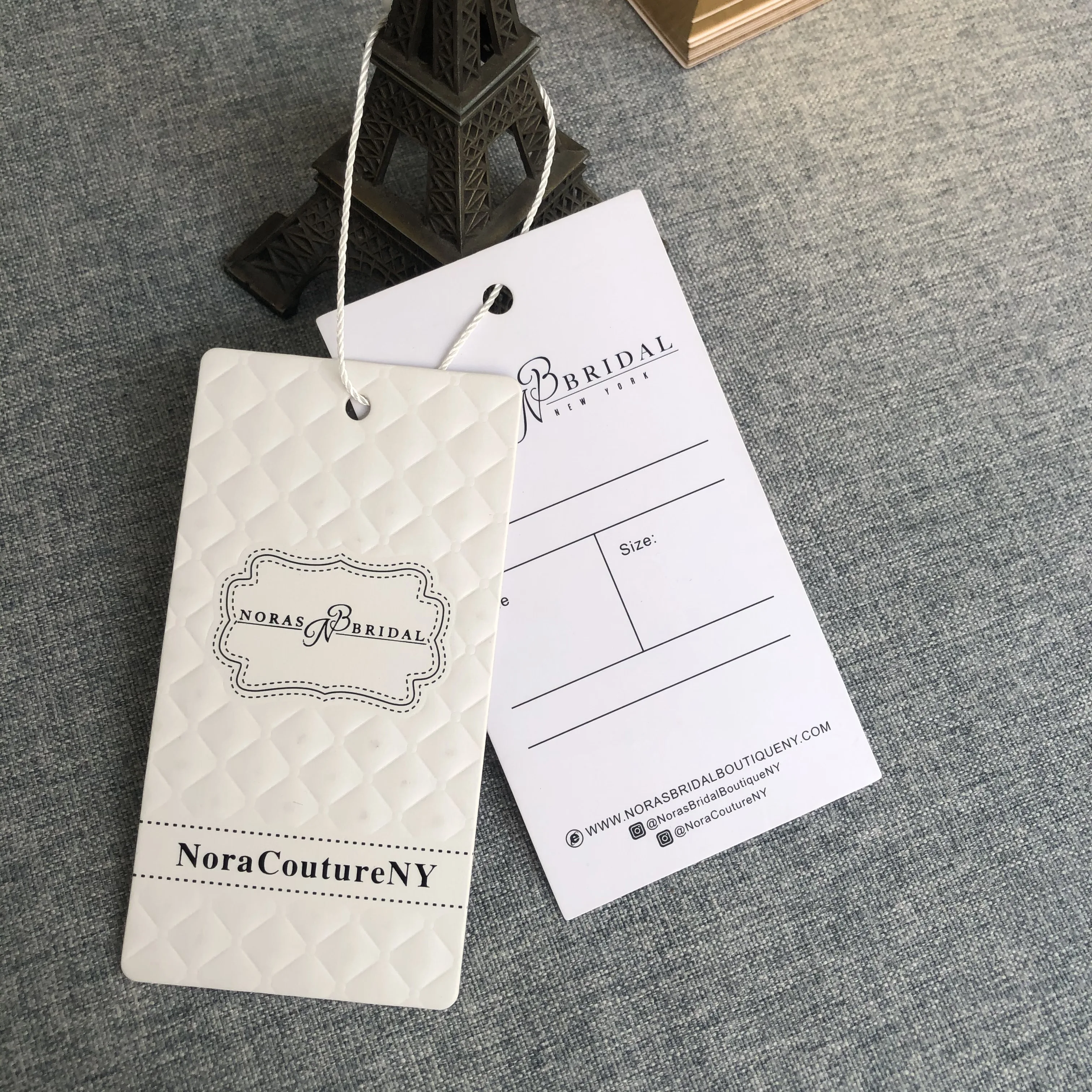 Wholesale Custom Logo Cardboard Paper Tag Garment Accessories Clothing Hangtag Labels with String