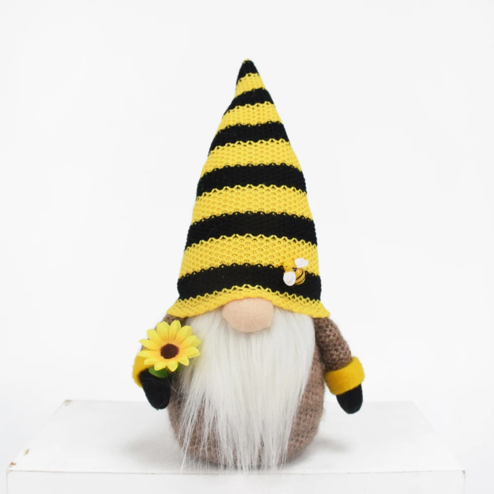 High Quality Knitted Stuffed Plush Gnome Hands Flower Summer Autumn Doll Elf Customized Mini Hanging Bee Tomte Nisse