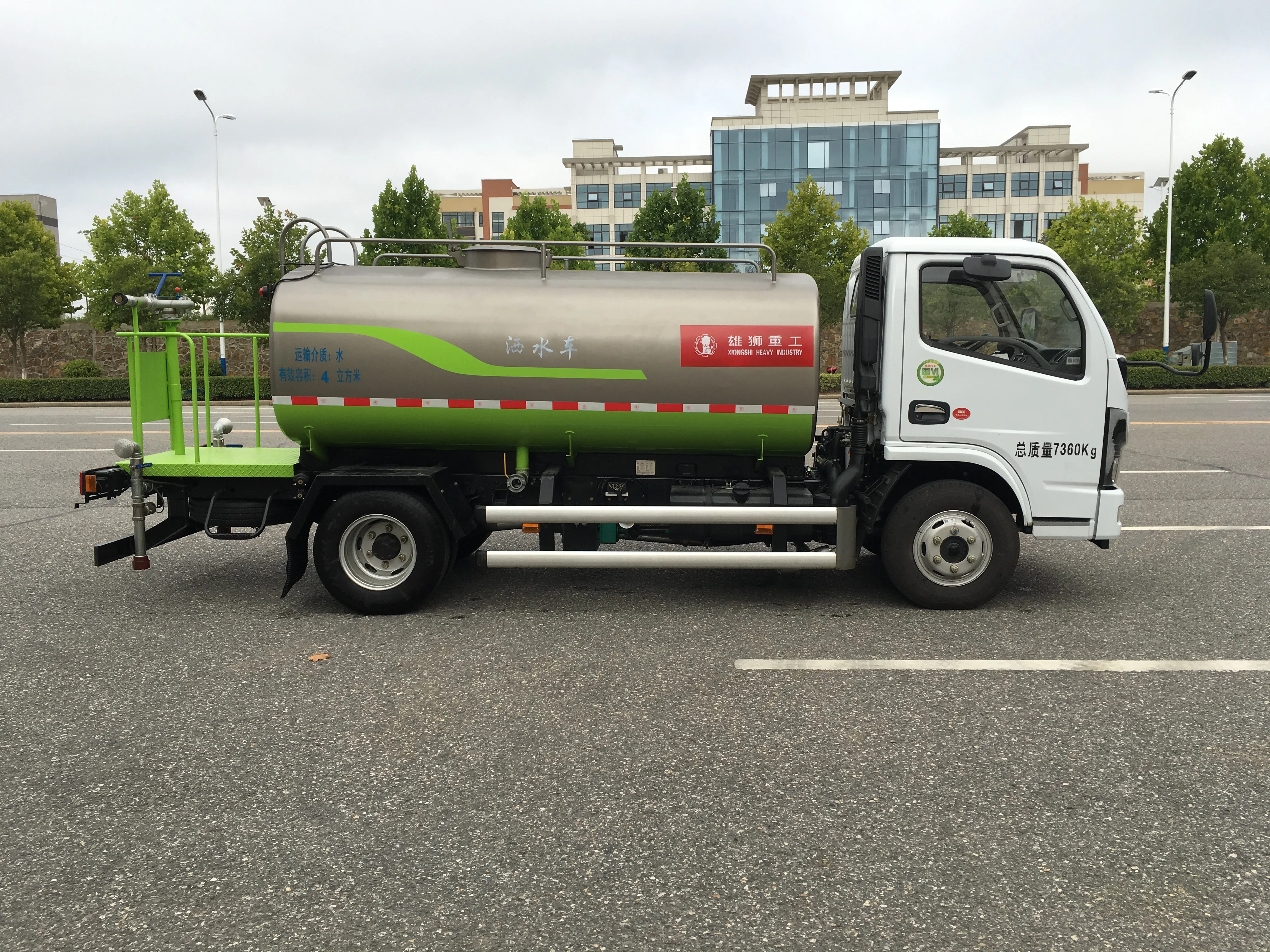 China DONGFENG 7 Ton New Product High Efficiency Water Sprinkles Hot Sale Truck Diesel Stainless Power Tank XSZ5070GSSE6