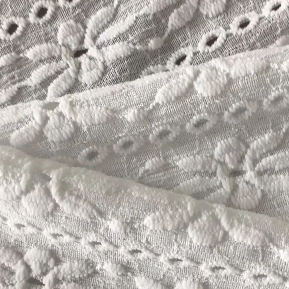 Роскошные вышитые 95% полиэстер 5% спандекс жаккардовые петельки стрейч трикотажная сетчатая ткань для свадебного платья