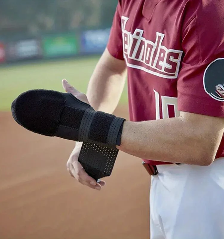 Sliding left and right hand design for baseball and softball sliding gloves to protect hands from injuries