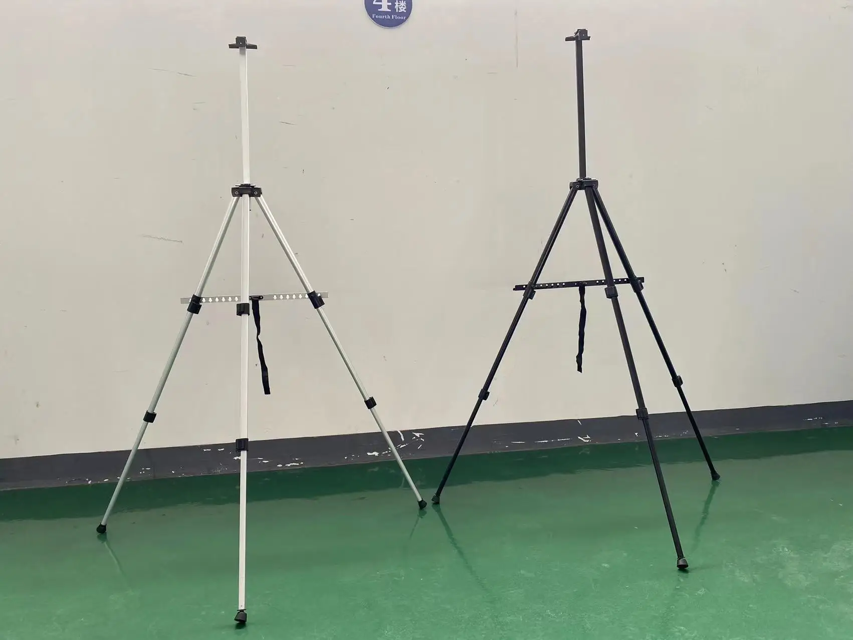 High quality adjustable tripod stand poster display racks advertisement for shop