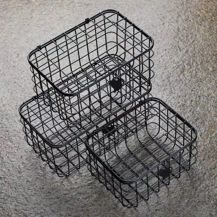 China factory wire basket Napkin basket Tissue Box Cover Elegant DIY Custom Embroidered Painting OEM Customized Style