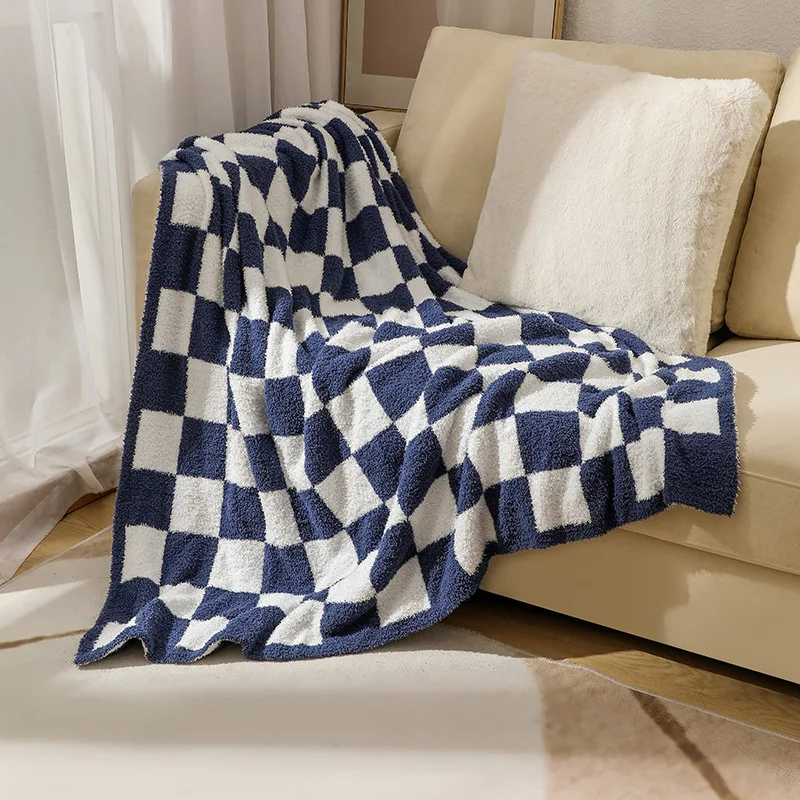 Wholesale New Hot-selling Microfiber United Fashion Checkered 100% Polyester Knitted Throw Blanket for Autumn Winter