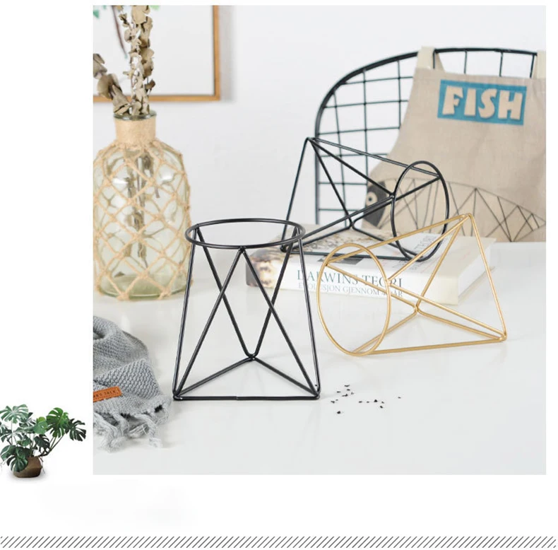 Wholesale Nordic Triangle Iron Simple Fleshy Iron Frame Tabletop Vase