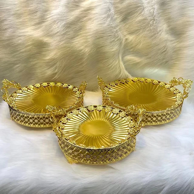 2023 New Style Creative Snacks Fruit Storage Basket Alloy Metal Baskets with 3 Acrylic dried fruit box