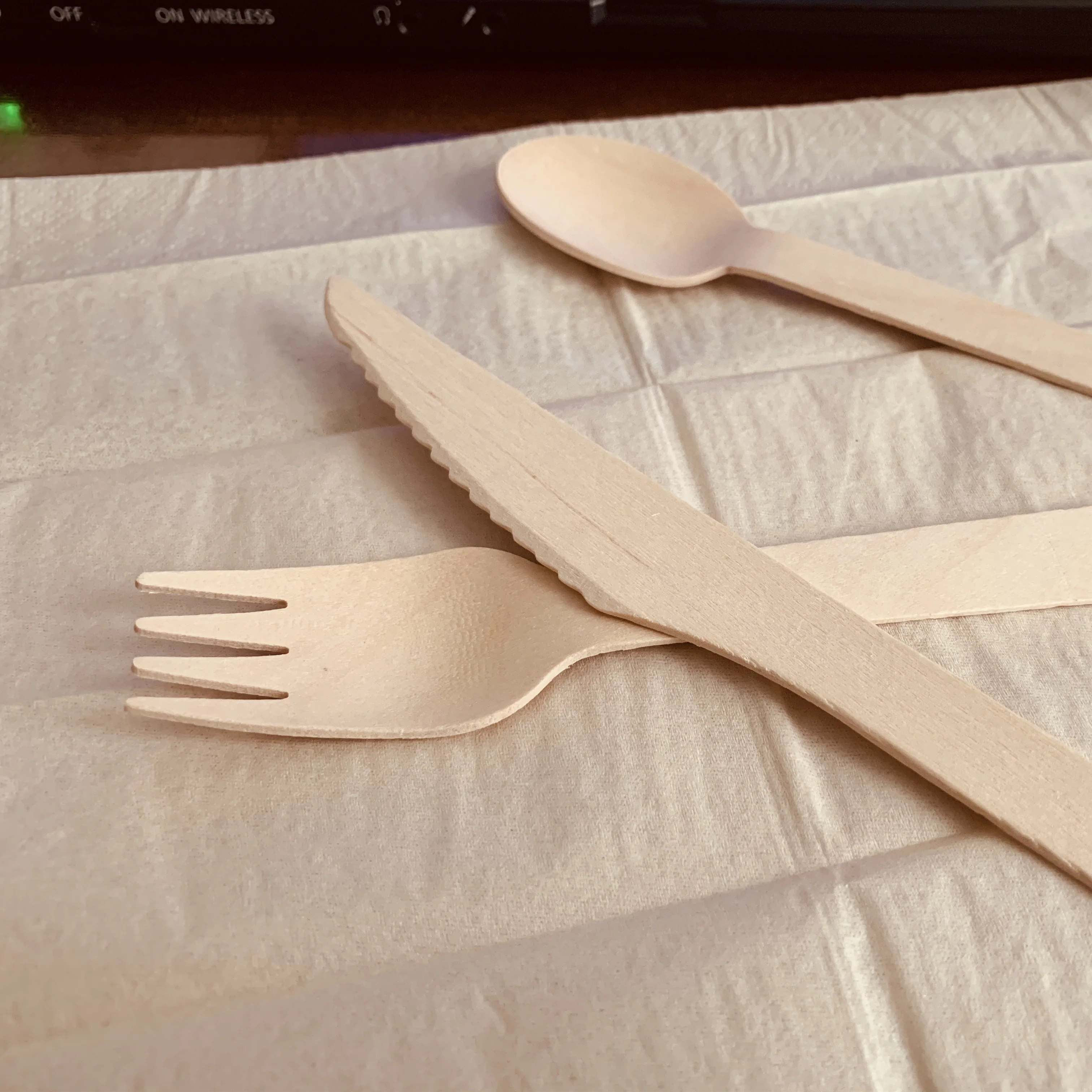 
F-S-C Birch Wood Disposable Cutlery For Restaurant Use 
