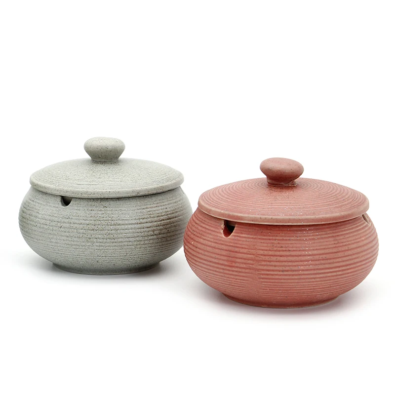 Amazon top sell hand ashtray cigar with cover decorative ceramic 4.5 inch green ashtray