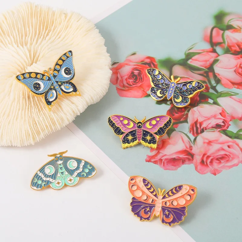 Amazon Hot Sale Butterfly Moth Enamel Pin Factory Wholesale Metal Badge Brooch Pins For Backpacks Jeans Bag Accessories Gift