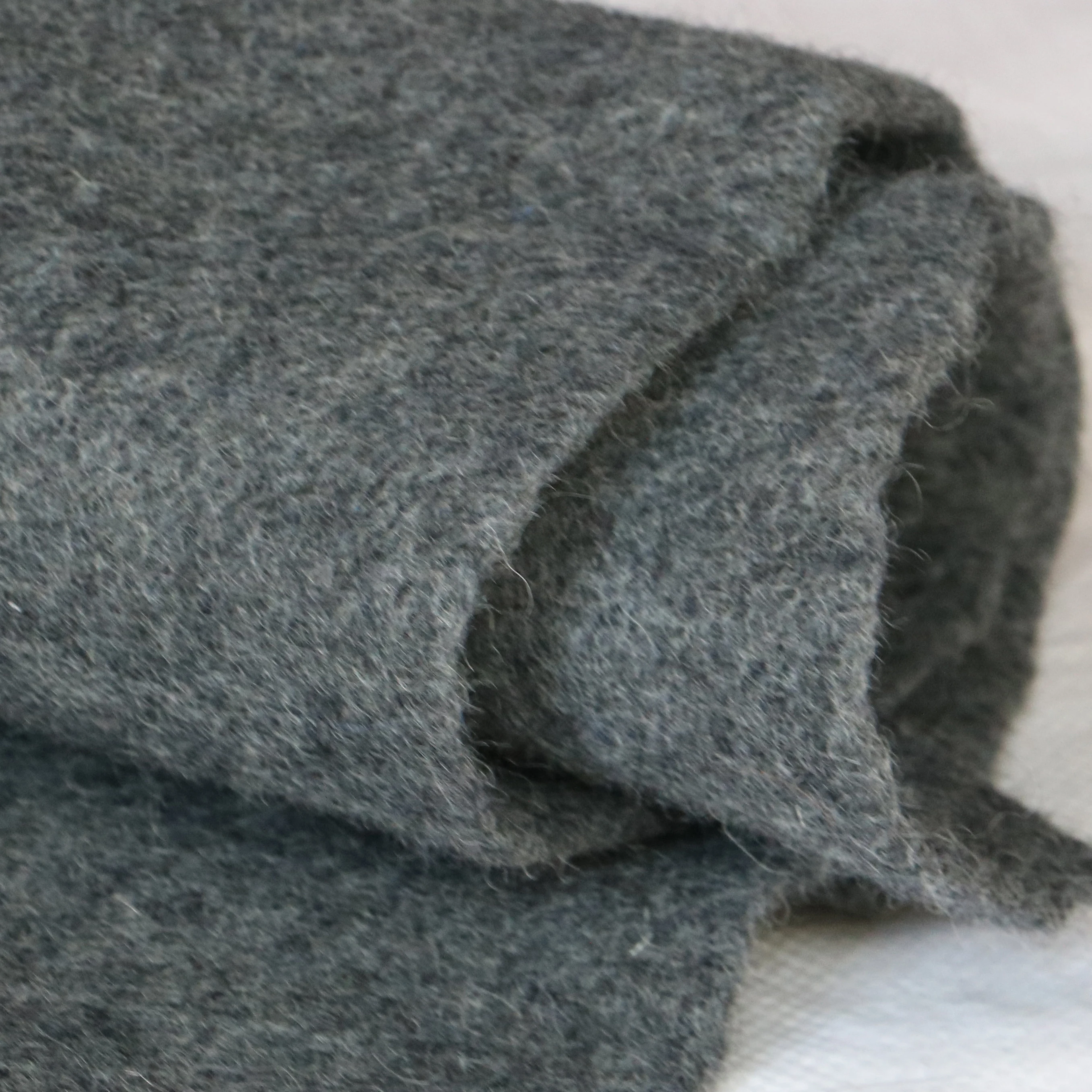 1-5MM Thick Colourful Felt 100% Merino Wool Fabric for BOOTS