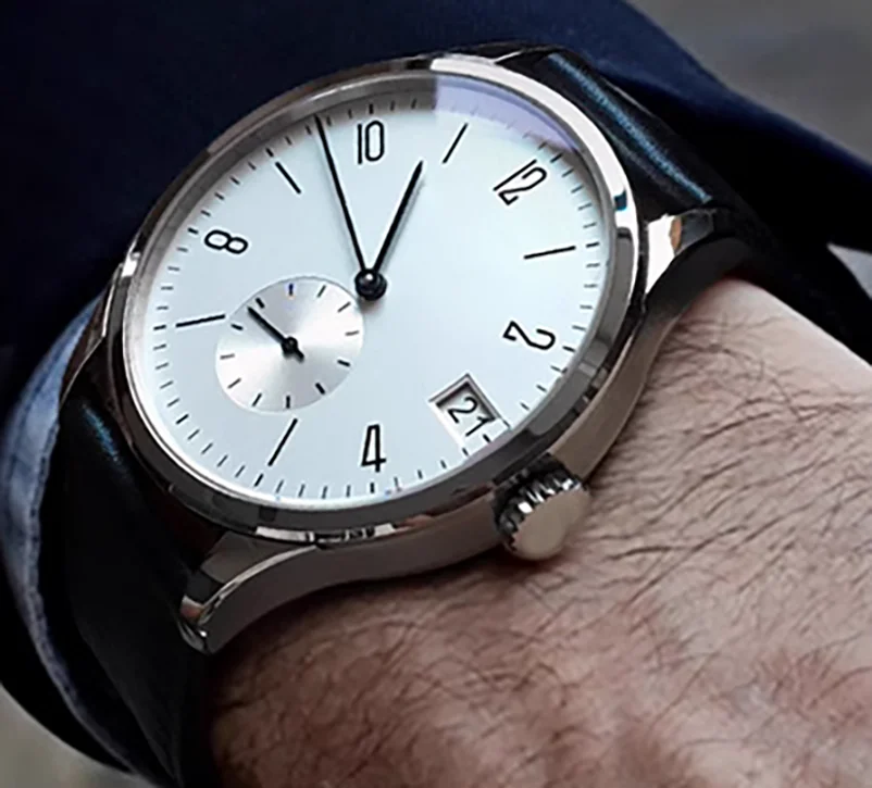Popular stainless steel case calendar small second hand men automatic mechanical watches