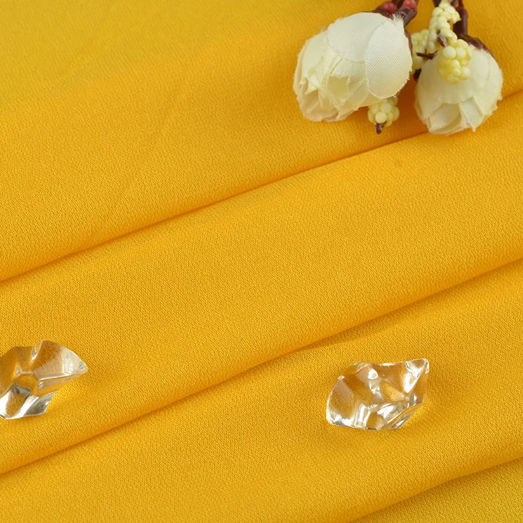 Wholesale 60g wrinkled chiffon fabric for comfortable and flowing dresses wrinkle fabric viscose crepe CDC fabric