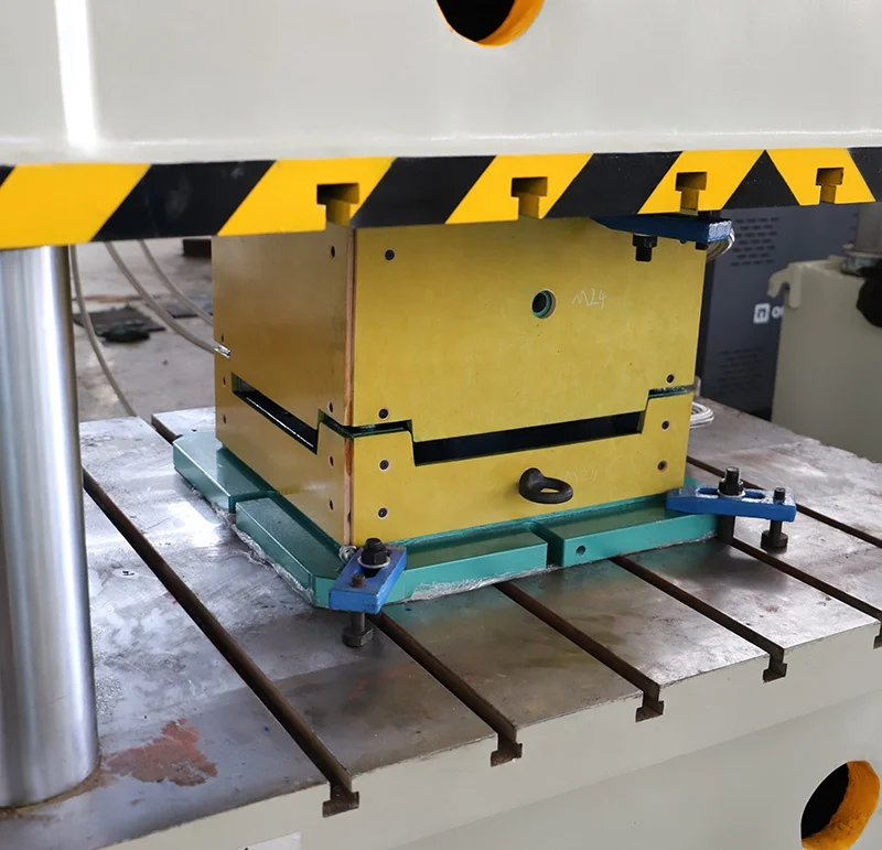 YQ32-315 ton Helmet making machine bulletproof vest helmet hydraulic press machine