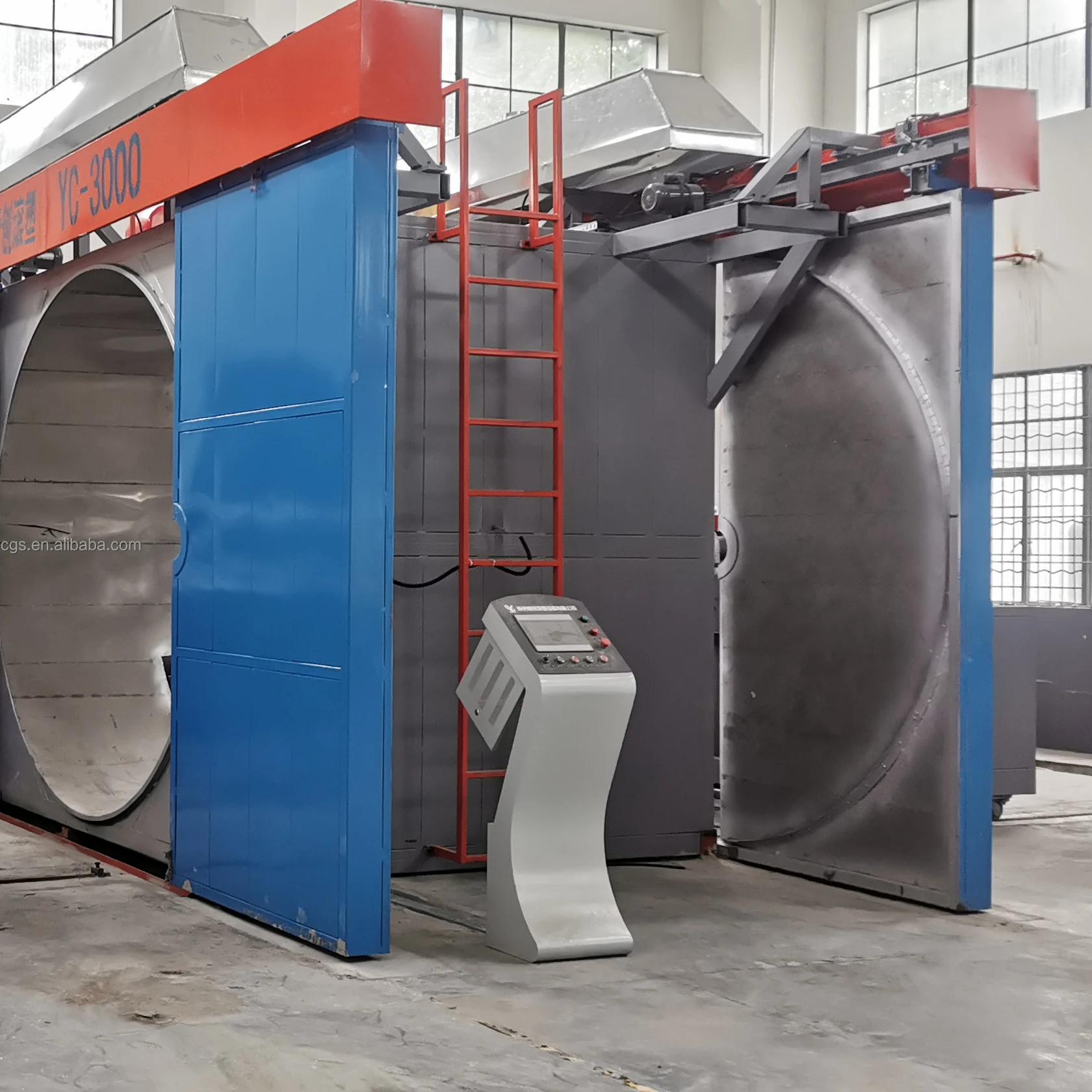 New rotomoulding Machine for rotomolded LLDPE supplies